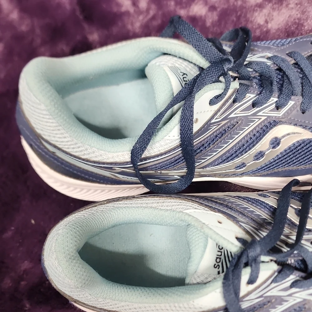 Saucony Women's cohesion Navy and Light Blue Athletic Shoes